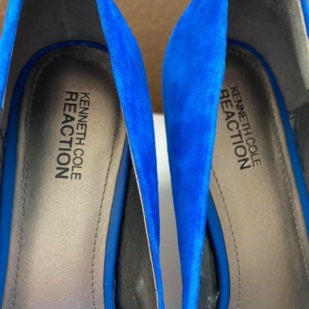 Kenneth Cole Reaction Suede Blue Pump Size 10M